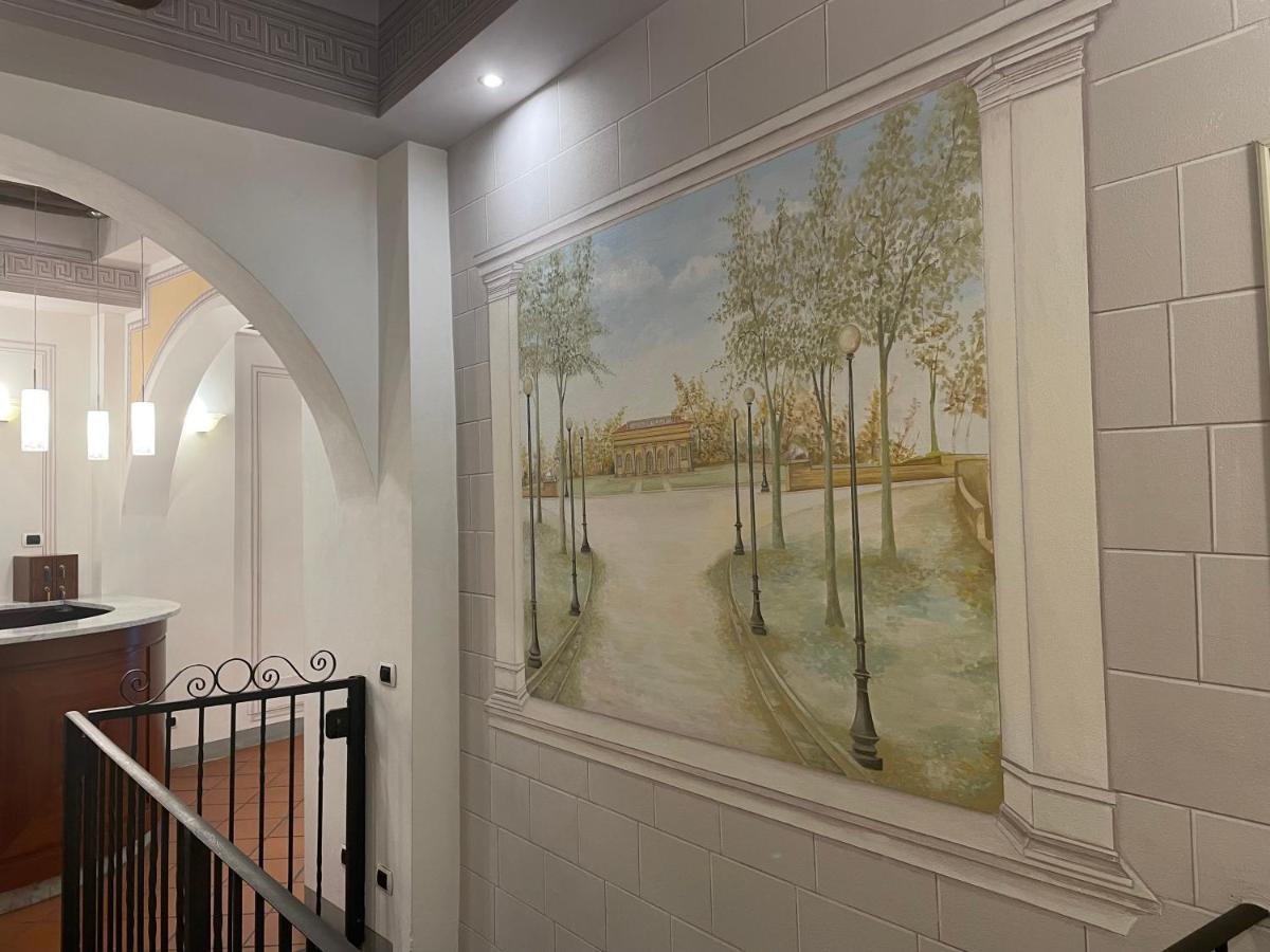 Bnb Dimora Dei Guelfi Lucca Exterior foto