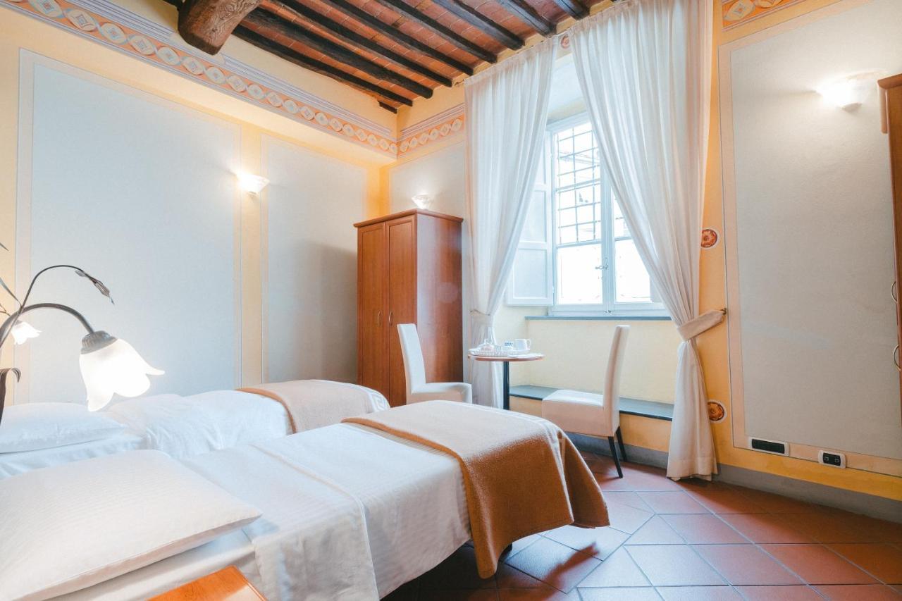 Bnb Dimora Dei Guelfi Lucca Exterior foto